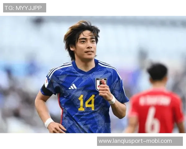 时隔73天重返赛场伊东纯也三分钟内切破门展现实力